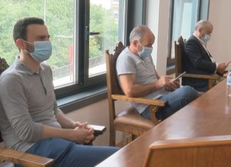 Fracasan os orzamentos de Catoira polo voto en contra de tres edís do propio goberno municipal Fracasan os orzamentos de Catoira polo voto en contra de tres edís do propio goberno municipal