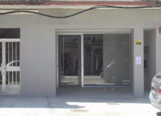 A veciñanza de Vilaxoán denuncia a falta total de servizos tralo peche da sucursal de Abanca A veciñanza de Vilaxoán denuncia a falta total de servizos tralo peche da sucursal de Abanca