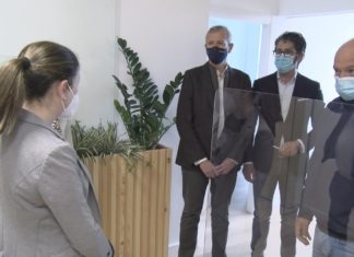 Rueda comproba o resultado das obras da primeira fase da reforma da casa consistorial sonense