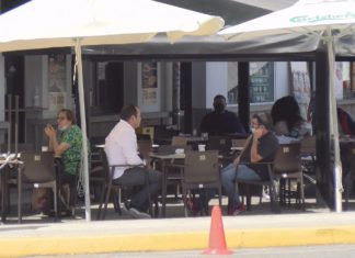 Un gromo familiar leva a Cambados ao nivel medio de restricións