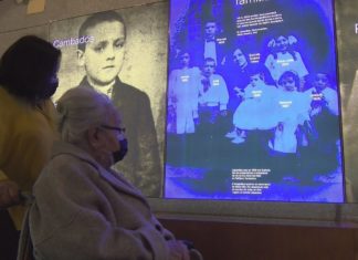 Cambados inaugura o museo Ramón Cabanillas tras un acto cargado de emocións
