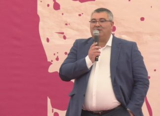 Somos Ribadumia e o alcalde cruzan acusacións tras unha suposta festa celebrada na casa do rexidor Somos Ribadumia e o alcalde cruzan acusacións tras unha suposta festa celebrada na casa do rexidor