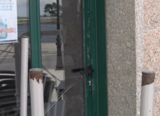 A taparía Pé de Cuba de Vilanova sufre un roubo de 2 mil euros en metálico e máis de 10 mil en danos A taparía Pé de Cuba de Vilanova sufre un roubo de 2 mil euros en metálico e máis de 10 mil en danos