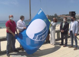 Sanxenxo xa presume do seu feixe de bandeiras azuis