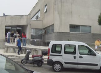 ‘Médicos saturados e positivos polas rúas’, os sanitarios denuncian a situación de Sanxenxo 'Médicos saturados e positivos polas rúas', os sanitarios denuncian a situación de Sanxenxo