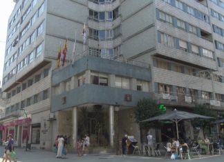 Vilagarcía investirá 1,7 millons de euros para converter o edificio do casino nunha biblioteca ampla e accesible Vilagarcía investirá 1,7 millons de euros para converter o edificio do casino nunha biblioteca ampla e accesible