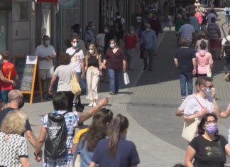 As áreas sanitarias de Pontevedra e Santiago non terán concellos no nivel alto de restricións