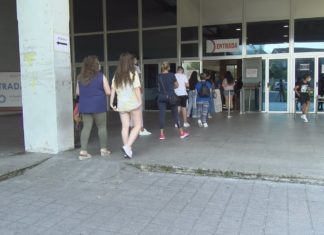 Avanza a bo ritmo a vacinación dos menores en Pontevedra e Vilagarcía Avanza a bo ritmo a vacinación dos menores en Pontevedra e Vilagarcía