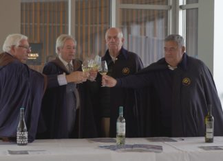 O albariño Rías Baixas e a náutica alíanse nun simposio internacional para promocionar a súa relación