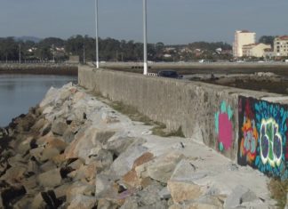 Preocupación en Cambados ante a proliferación de máis pintadas sobre o patrimonio