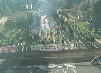 Os traballadores de ENCE están ‘frustrados e desesperados’ e ven as conversas no ‘punto de partida’