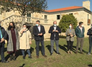 Sanxenxo e o Cets firman un convenio de 30 mil euros para potenciar o turismo no nadal. Sanxenxo e o Cets firman un convenio de 30 mil euros para potenciar o turismo no nadal.