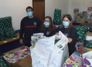 A gran doazón de xoguetes permitirá que Cambados agasalle aos nenos e nenas máis máis necesitados en Papa Noel e en Reis A gran doazón de xoguetes permitirá que Cambados agasalle aos nenos e nenas máis máis necesitados en Papa Noel e en Reis