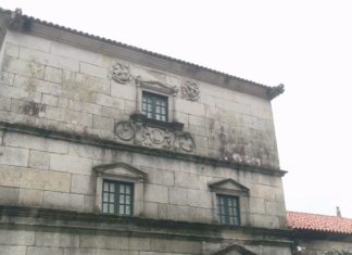 O concello da Pobra acometeu a mellora urxente da cuberta da Torre de Bermúdez