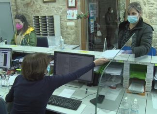 Recollen máis de 2000 sinaturas para implantar o servizo de HADO en Rianxo