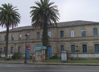 Investigado un menor por tráfico de drogas nun instituto de Noia