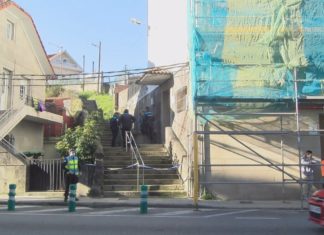 Un falecido nun accidente laboral en Poio tras caer dun tellado
