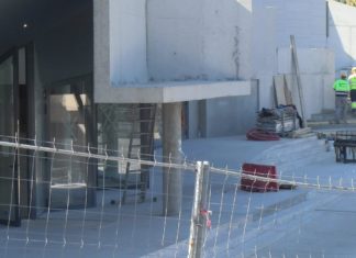 O Concello do Grove defende a súa xestión na construción do novo auditorio da vila O Concello do Grove defende a súa xestión na construción do novo auditorio da vila