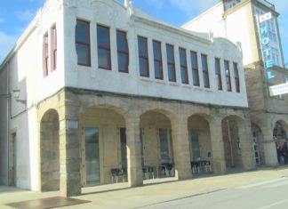A rehabilitación interior do Cine París de Muros requirirá un novo proxecto