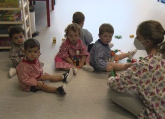 A Marea demanda unha escola infantil pública para Noia
