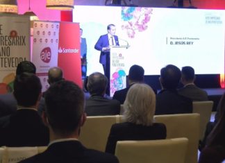 O talento mozo, recoñecido en Vilagarcía no 25 aniversario dos premios de AJE