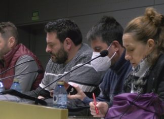 CCOO acusa á CIG e UXT de traizoar ás traballadoras co novo convenio do sector da conserva CCOO acusa á CIG e UXT de traizoar ás traballadoras co novo convenio do sector da conserva