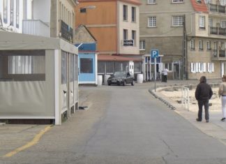 Un veciño de Poio denuncia que o tamaño das terrazas dos bares de Raxó poñen en risco aos peóns Un veciño de Poio denuncia que tamaño das terrazas dos bares de Raxó poñen en risco aos peóns