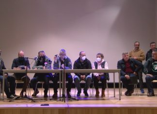 PDRA, confrarías e agrupacións de mexillón piden á xunta que protexa a ría e os postos de traballo PDRA, confrarías e agrupacións de mexillón piden á xunta que protexa a ría e os postos de traballo