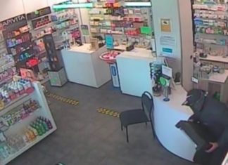 Detido un veciño de Rianxo por un roubo con violencia a unha farmacia