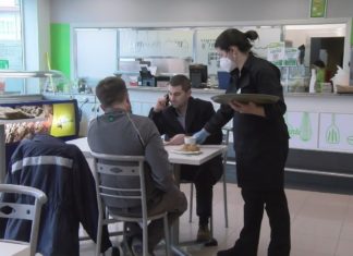 Deixarás de empregar a máscara en interiores en canto se poida?