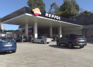 Gasolineiras cheas e problemas informáticos no primeiro día que se aplica a bonificación do carburante Gasolineiras cheas e problemas informáticos no primeiro día que se aplica a bonificación do carburante