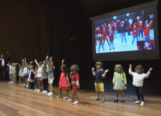 As nenas e nenos do Cra de Valga adiantáronse a Eurovision coa celebración do Festivalga As nenas e nenos do Cra de Valga adiantáronse a Eurovision coa celebración do Festivalga