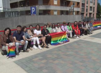Cambados celebra o día do orgullo para fomentar o respecto á diversidade do colectivo LGTBIQ+ Cambados celebra o día do orgullo para fomentar o respecto á diversidade do colectivo LGTBIQ+