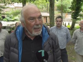 Fractura no PP de Barro, Landín e dous concelleiros danse de baixa da formación e continuarán como edís non adscritos