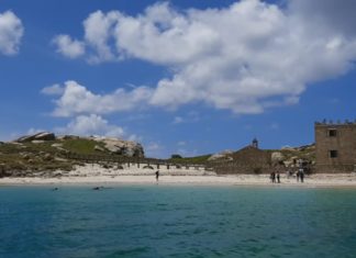 A Pobra potencia o turismo náutico con viaxes ás Illas Atlánticas