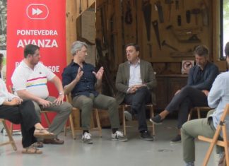 O líder do PSdeG e os alcaldes e concellerios do Salnés e Pontevedra piden á xunta que modifique a súa norma e que favoreza a contratación de socorristas O líder do PSdeG e os alcaldes e concellerios do Salnés e Pontevedra piden á xunta que modifique a súa norma e que favoreza a contratación de socorristas