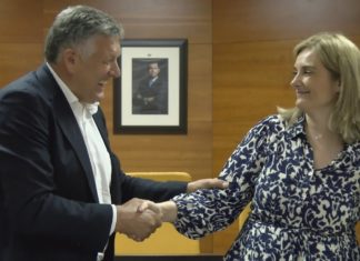 Sanxenxo e Sareb asinan un convenio para crear espazos naturais, un campo de golf e 1600 vivendas Sanxenxo e Sareb asinan un convenio para crear de espazos naturais, un campo de golf e 1600 vivendas