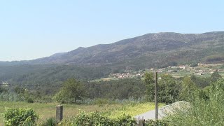 Medio Rural aínda non dá por extinguido o incendio da Barbanza