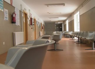 O xulgado de Cambados investiga a morte dunha muller tras negarrlle unha ambulancia o 061 O xulgado de Cambados investiga a morte dunha muller tras negarrlle unha ambulancia o 061