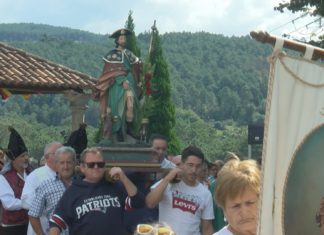 Lousame despide o calendario festivo do verán co San Roquiño de Tállara