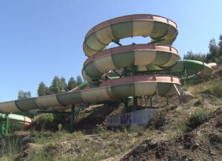 Meis convoca aos veciños afectados polas interminables obras do paque acuático