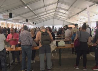 A festa do marisco aspira a converterse en Festa de Interese Internacional e bate un récord na 59 edición, máis de 150 mil racións vendidas A festa do marisco aspira a converterse en Festa de Interese Internacional