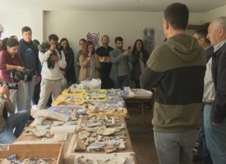 As escavacións en Santa Clara localizan máis de 8.000 pezas que botan luz sobre a vida no convento