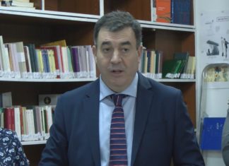 Román Rodríguez sobre o colexio de Carril: ‘O importante é que o problema se arranxe, sexa culpa do Concello ou da Xunta’