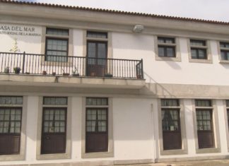 Os xubilados de Cambados estoupan ante o mal estado do seu local na Casa do Mar