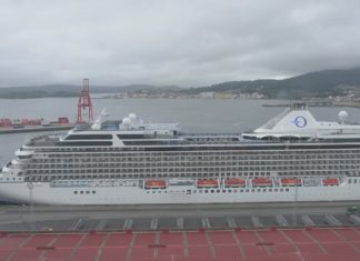 O Porto de Vilagarcía pecha o ano de cruceiros co récord de 3800 visitantes O Porto de Vilagarcía pecha o ano de cruceiros co récord de 3800 visitantes