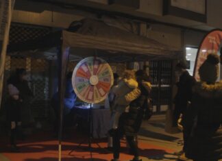 Máis de 30 establecementos participan na Feira do Comercio de Boiro