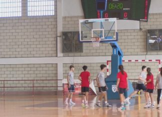 Baloncesto, voleibol e atletismo para dicirlle ‘non’ ás drogas