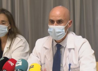 A área sanitaria Pontevedra-O Salnés bota man da enfermaría para paliar a falta de médicos nos PACs