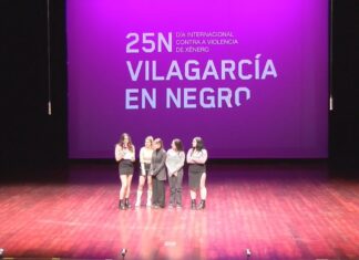 O alumnado de Vilagarcía reivindica unha sociedade libre de violencia de xénero